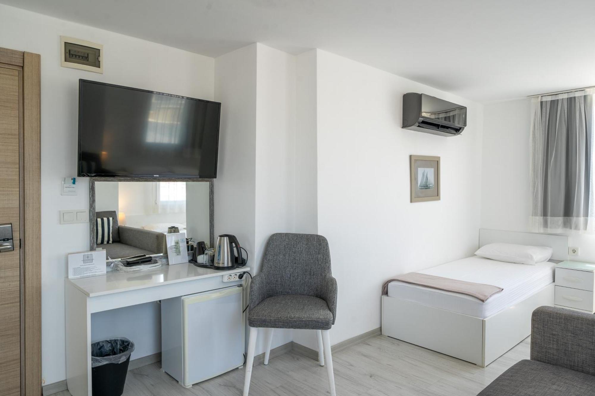 Artunc Hotel Bodrum ภายนอก รูปภาพ