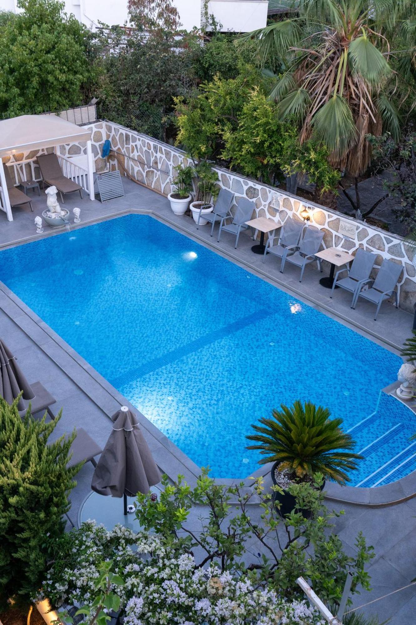 Artunc Hotel Bodrum ภายนอก รูปภาพ