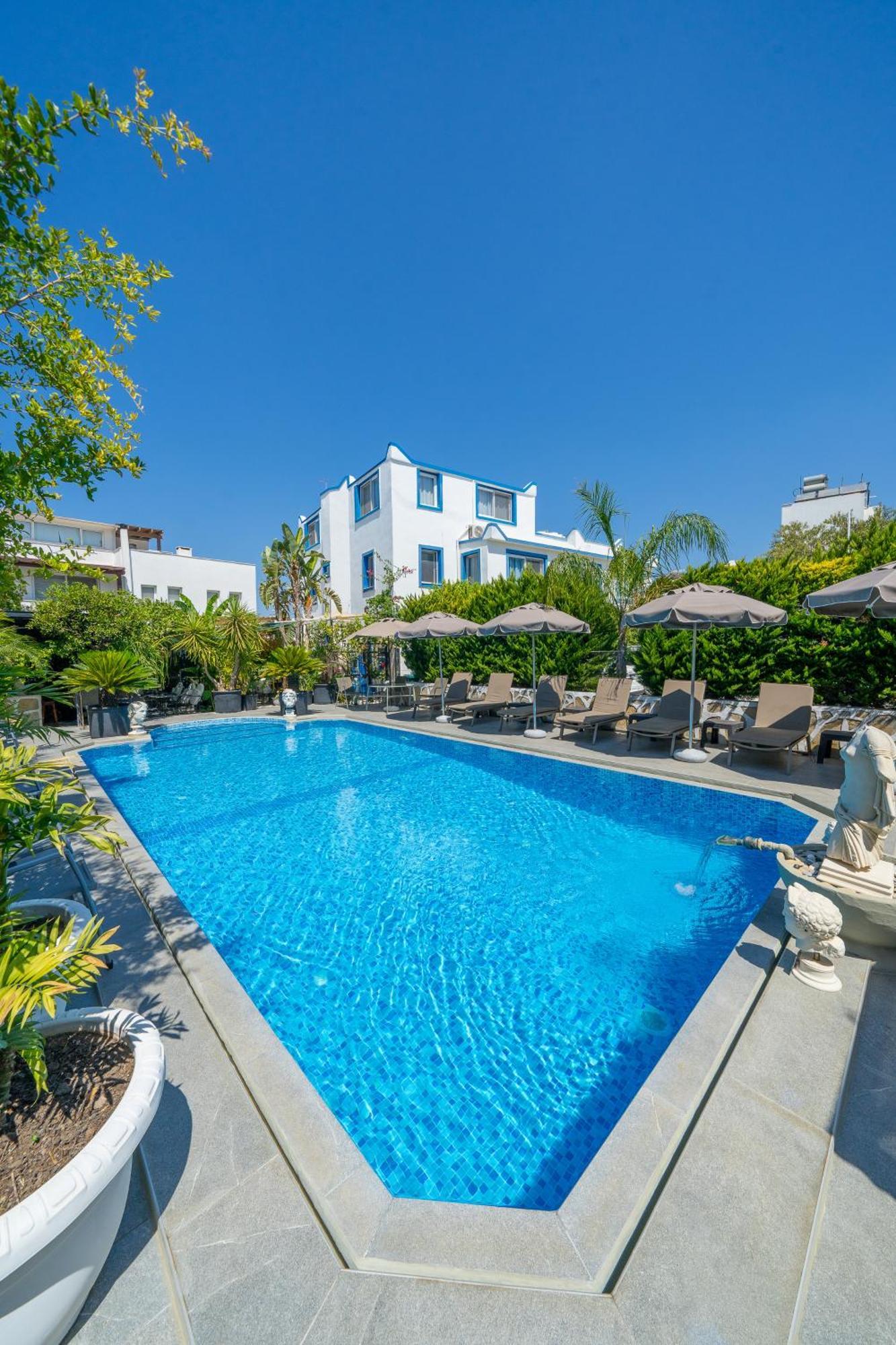 Artunc Hotel Bodrum ภายนอก รูปภาพ