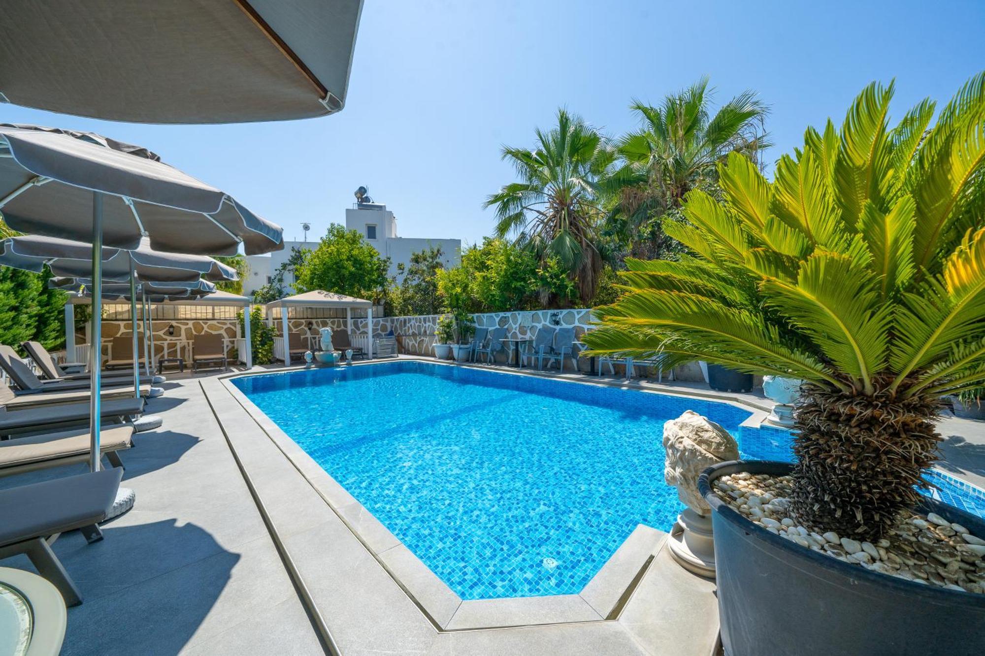 Artunc Hotel Bodrum ภายนอก รูปภาพ