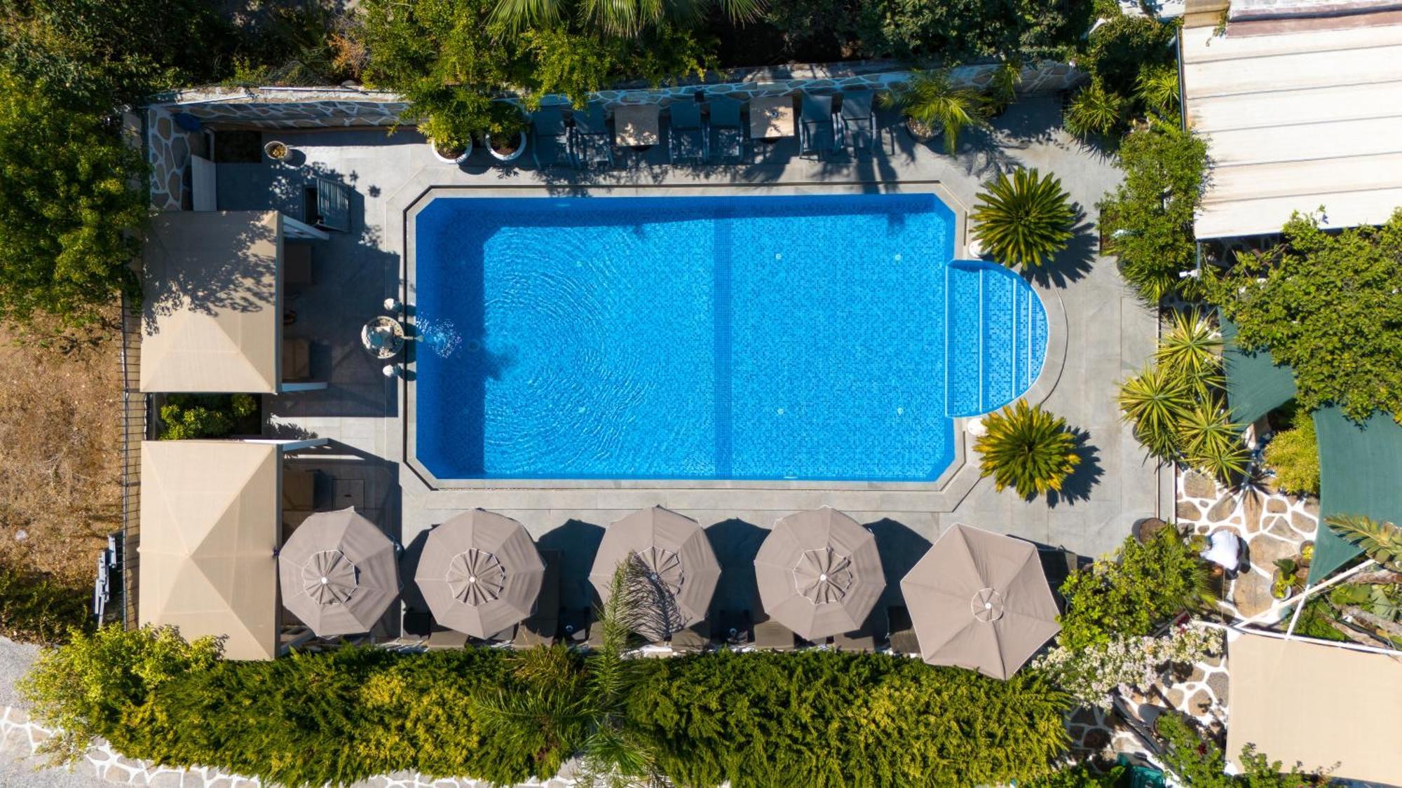 Artunc Hotel Bodrum ภายนอก รูปภาพ